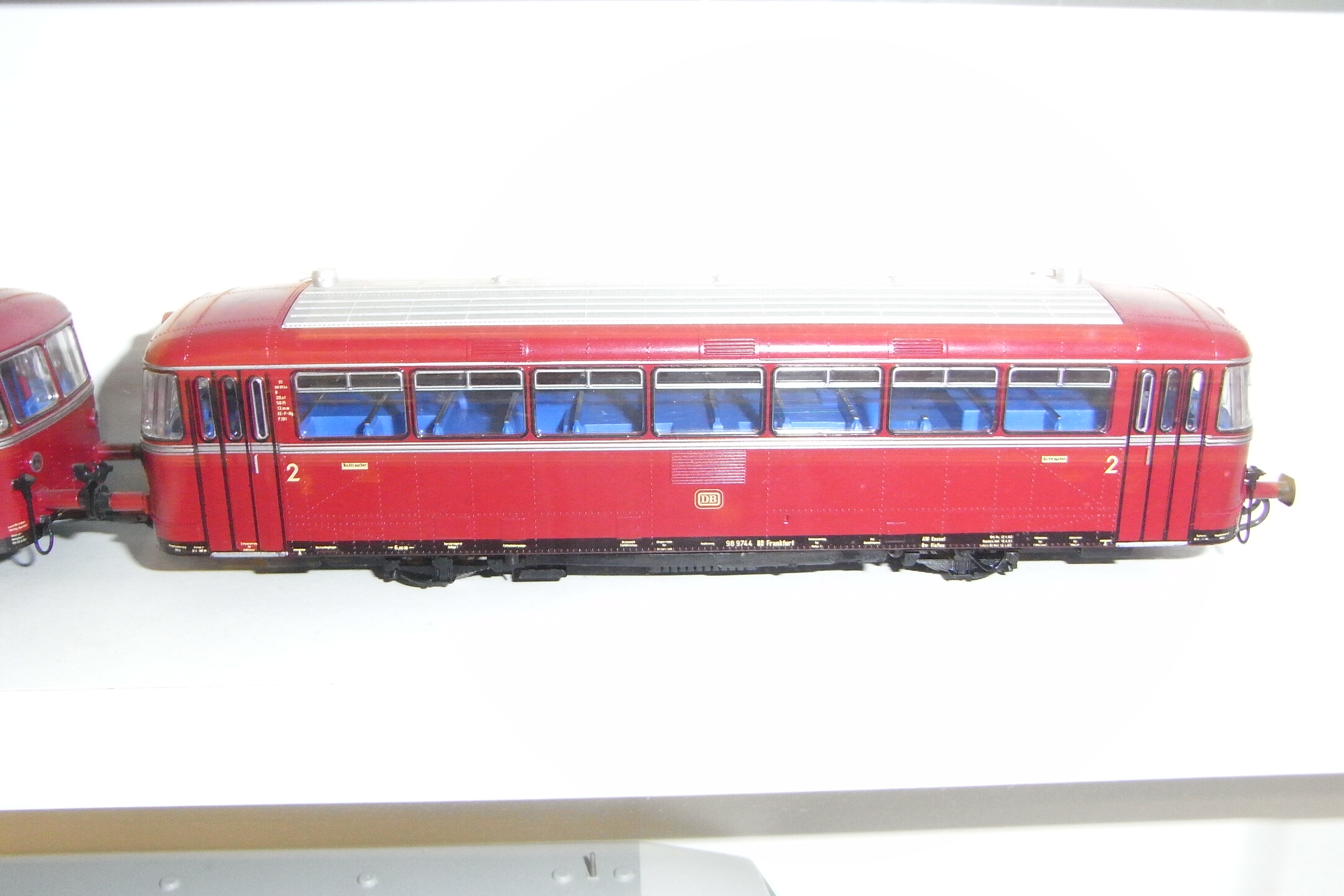 Uerdinger Schienenbus im Modellbahnkeller