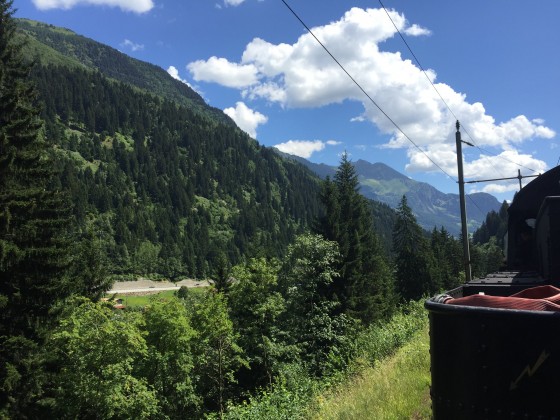 SRF Dampfahrt mit C5/6 Elephant über den Gotthard