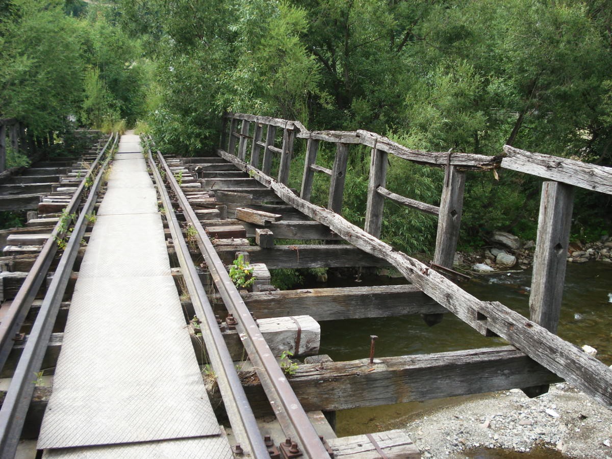 Brücke über Moldova bei Fundu Moldovei