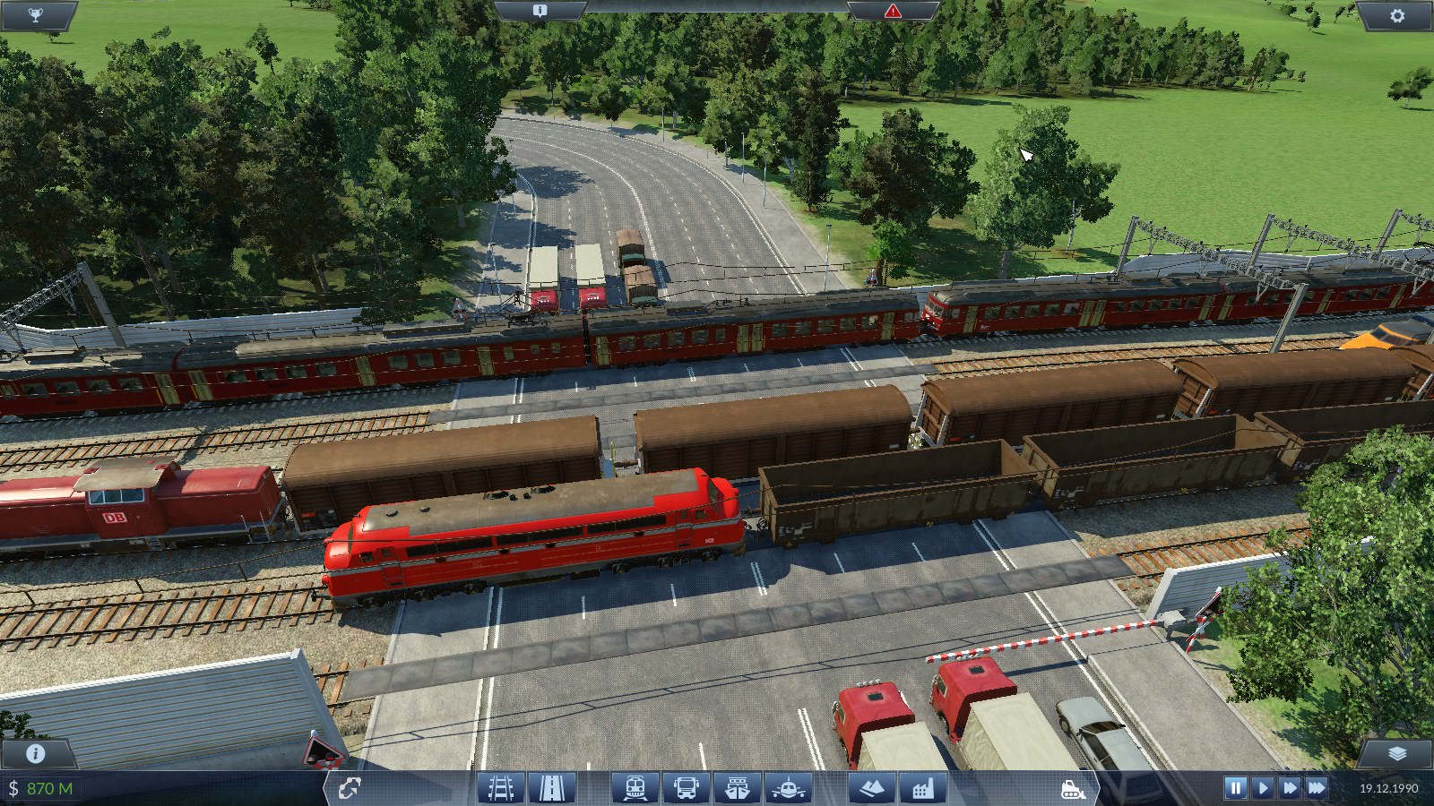 Viel Verkehr am Bahnübergang