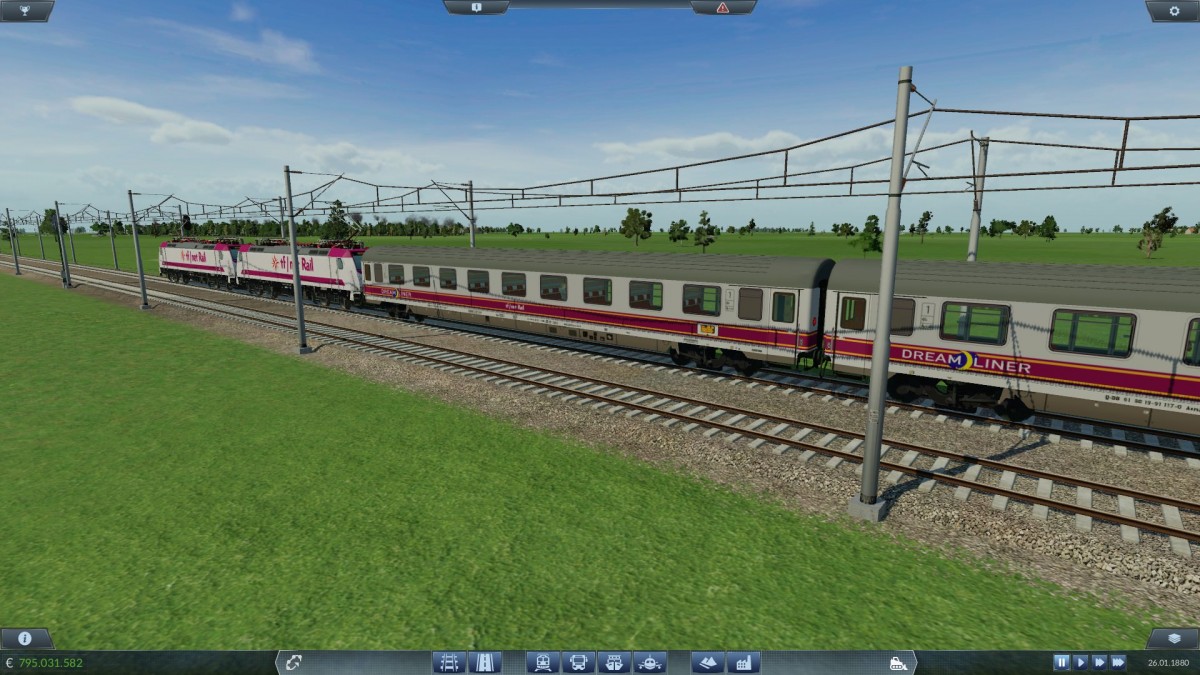Der erste tf|net Rail DreamLiner mit 2x Traxx2 147