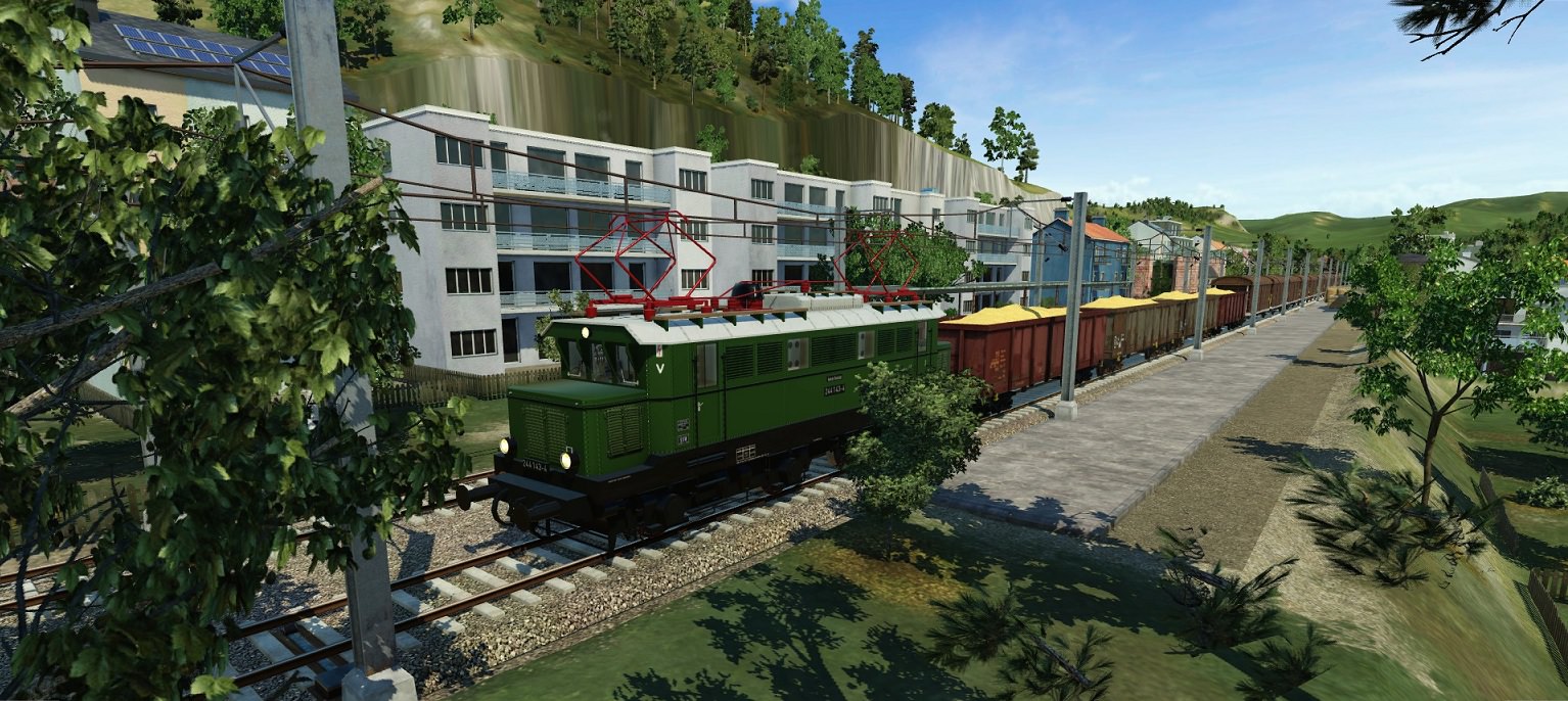 E44 foodtrain in Ullatti