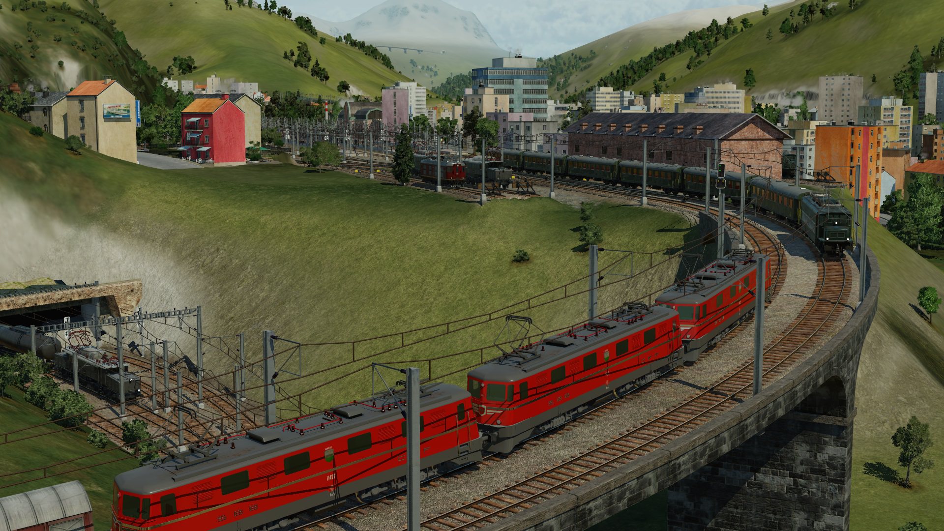 Schwerer Güterzug erreicht Andermatt SBB