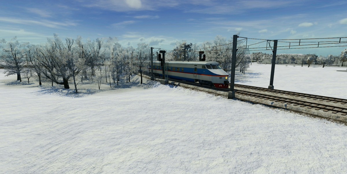 Der erste Zug rollt hinaus in den Schnee
