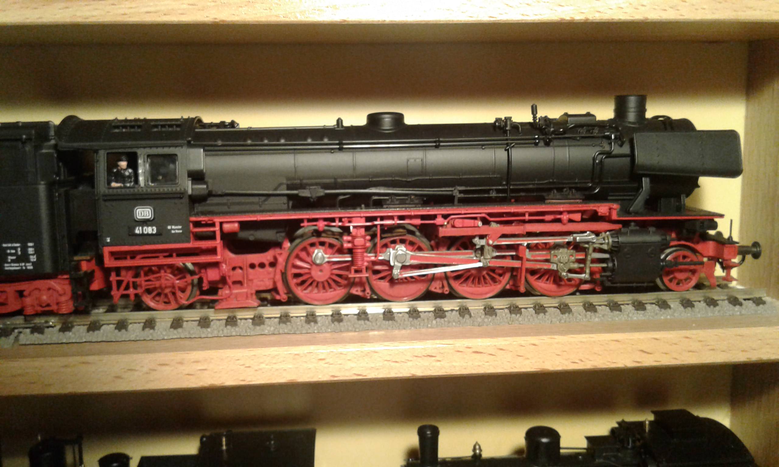BR042