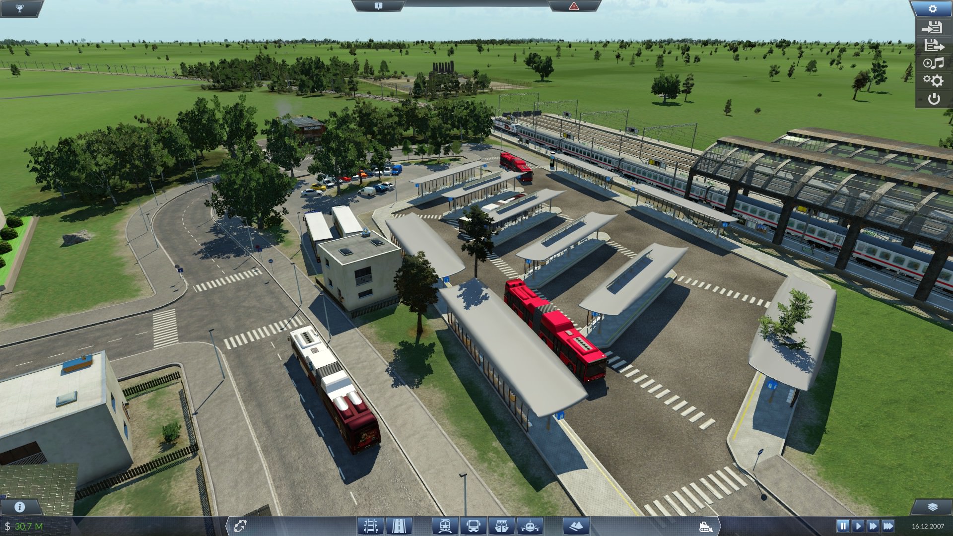 Kleiner Bus Bahnhof von leer