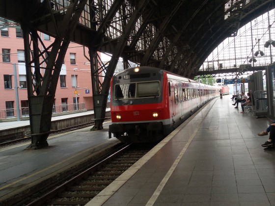 Der Neue RB38 sowie Elektrifiziert ist gibt es den RB38 nicht mehr und die Strecke wird von der geplanten s18 betrieben (Köln ).