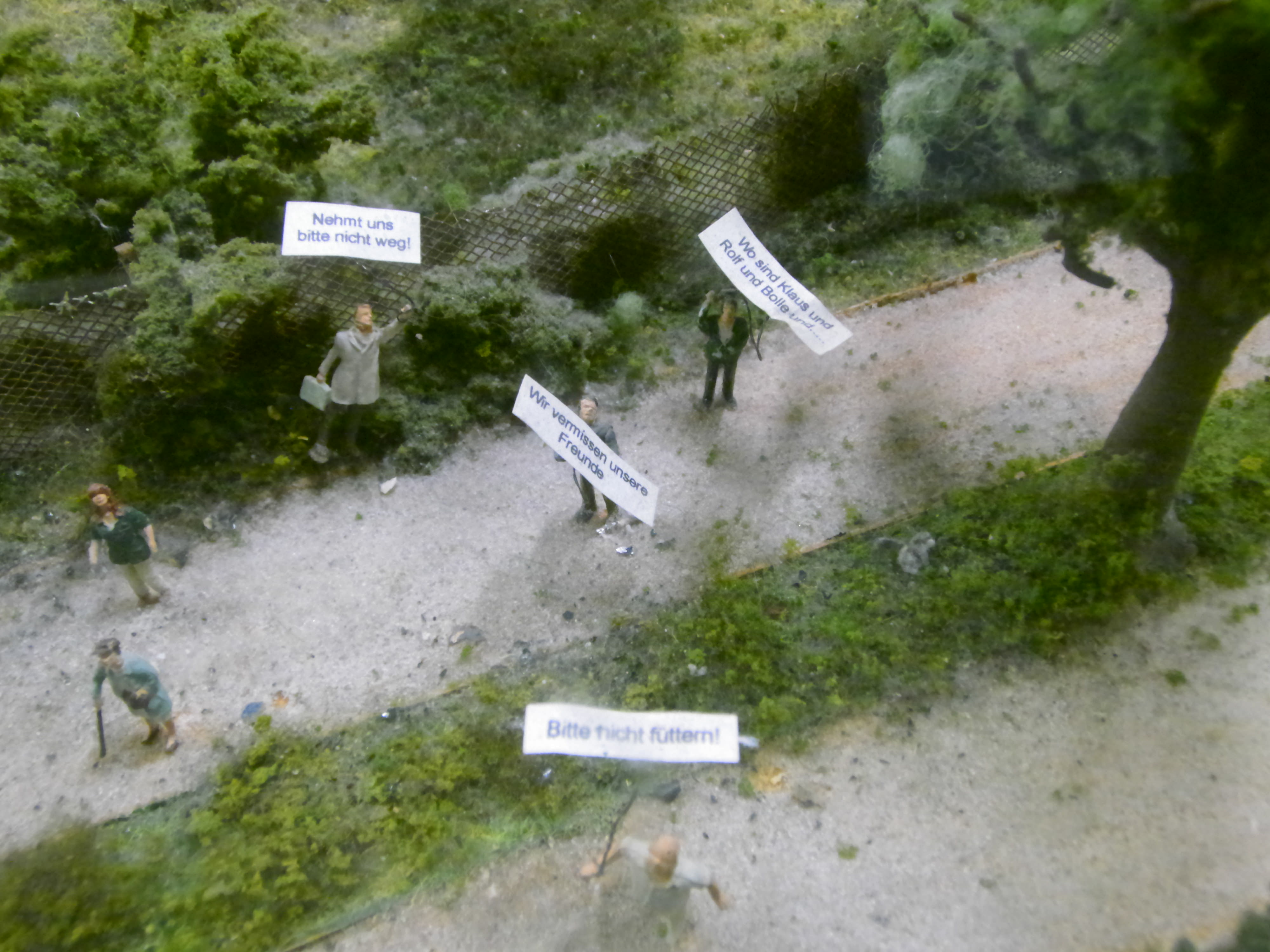 Miniaturtag - Teil 2 "Feinheiten und andere Bilder von der Modellbahn - Loxx"