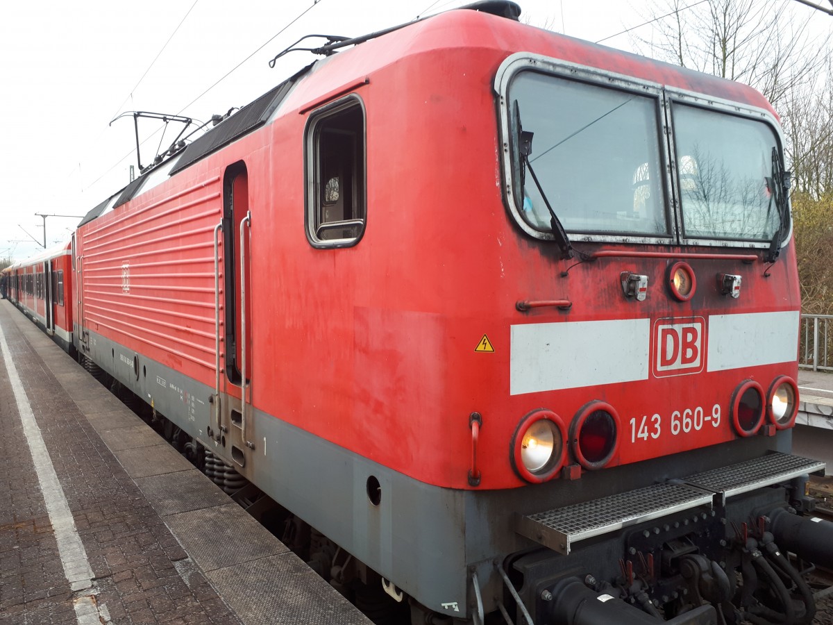 S2 nach Dortmund mit X-Wagen.