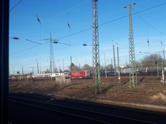 Was macht 111 001 auf dem Güterbahnhof in Köln.