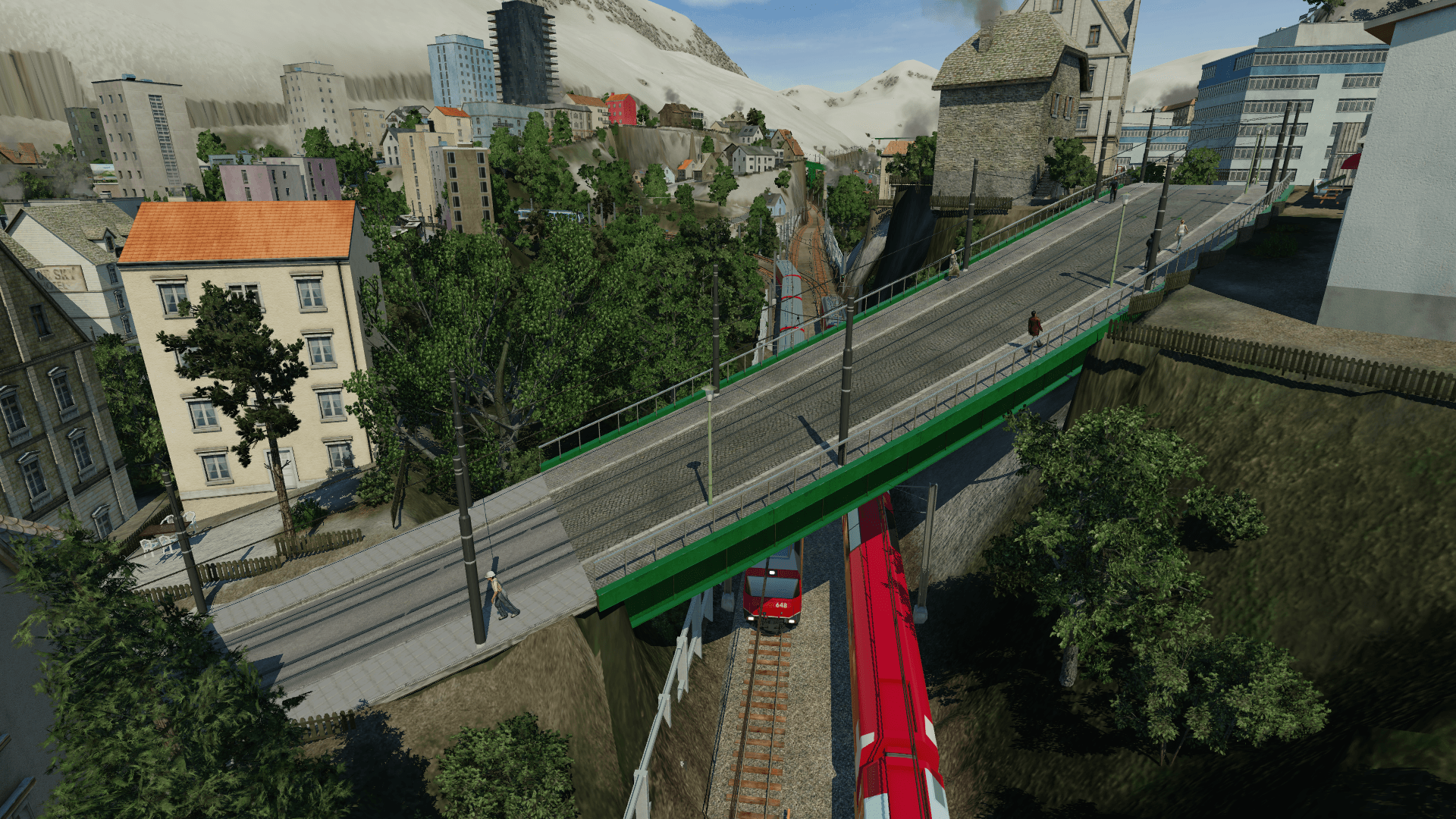 Glacier Express auf Fahrt raus aus der engen Stadt