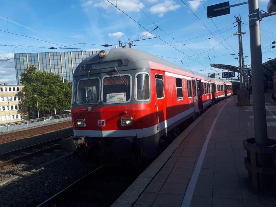 Re8 Verstärker mit Zuglauf am 25.09.2018.