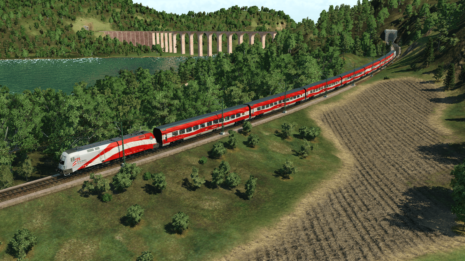 Mit dem Railjet durch die Berge