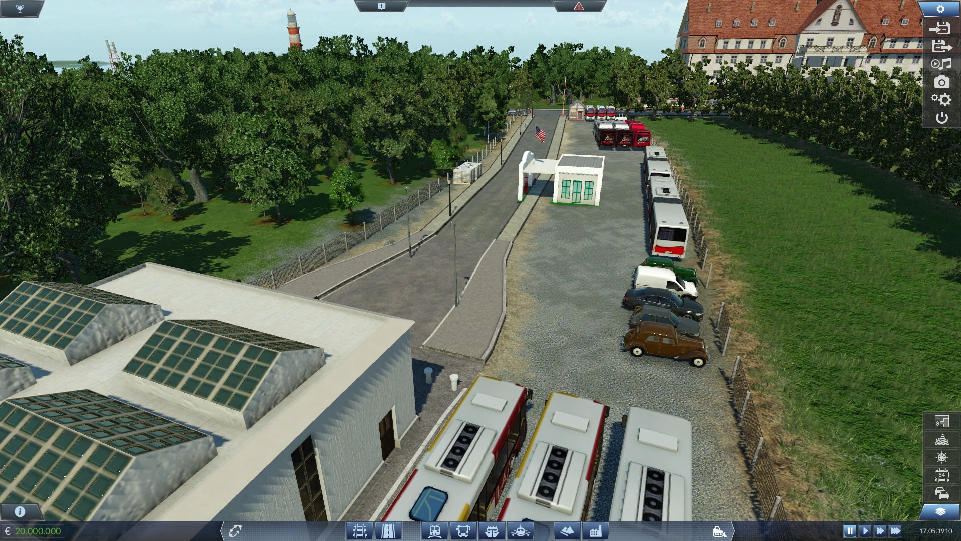 Kleines Straßen Depot mit Tankstelle