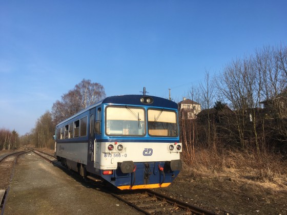 810 566 - 0 der České dráhy in Hranice v čechách