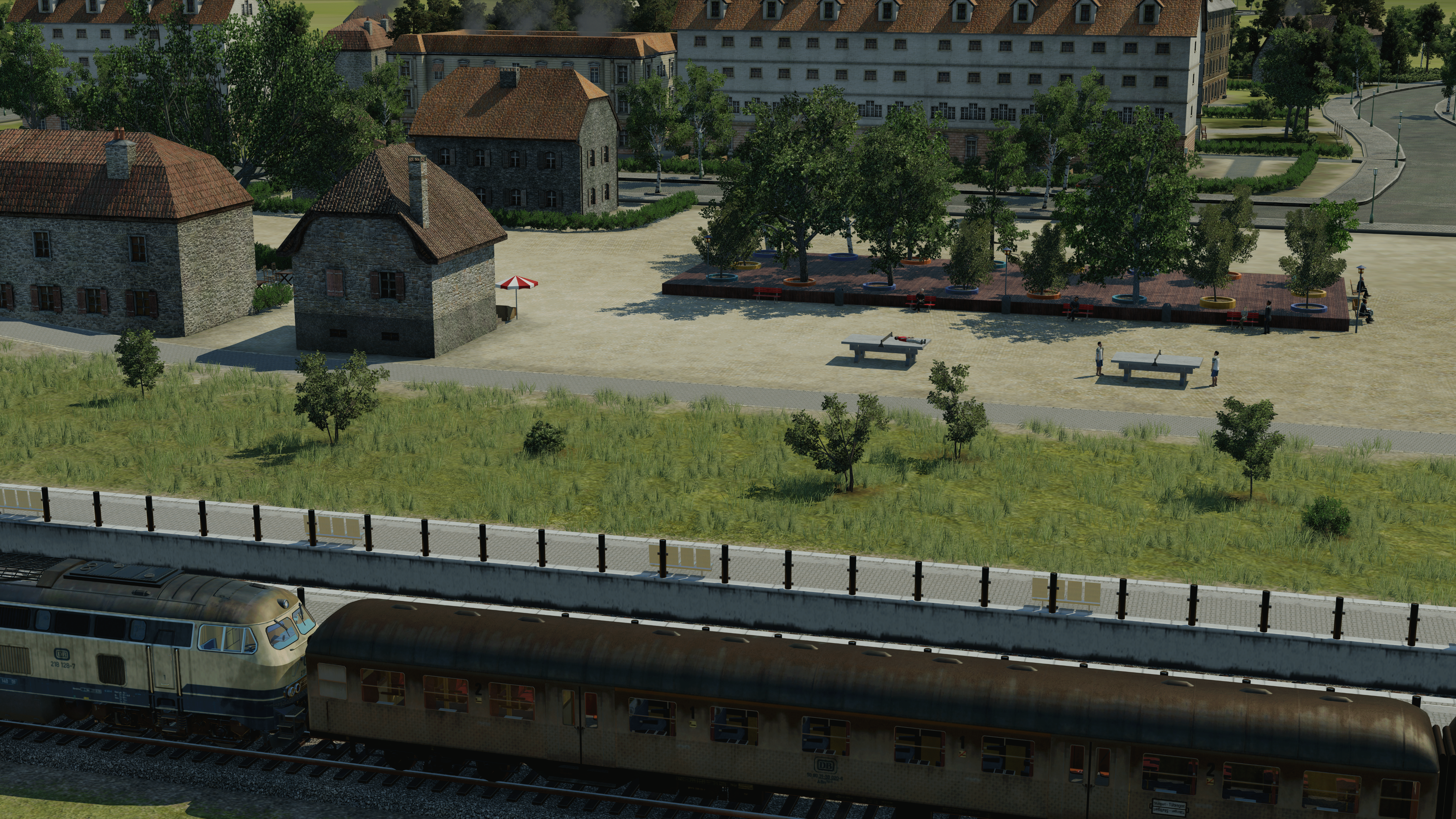 Bahnhofsvorplatz mit 218