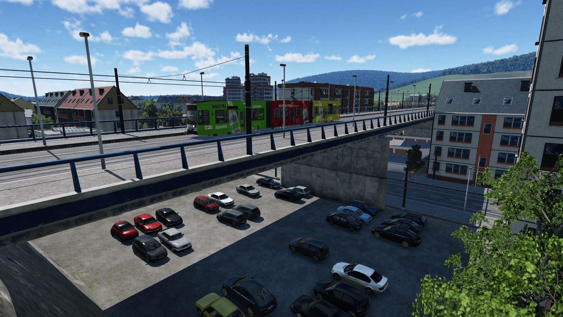 Tram auf der Brücke