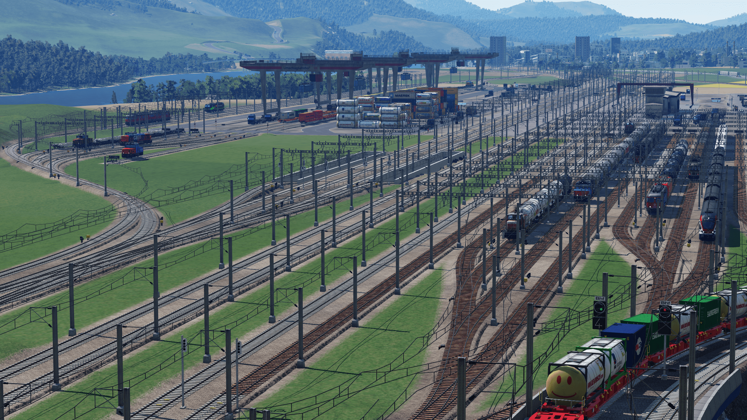 Sicht auf einen Teil des Güterbahnhofes und dem Containerterminal