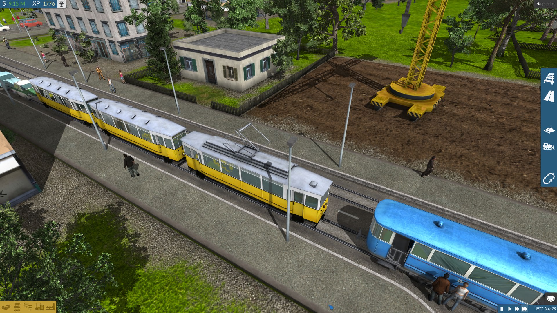 Tram mit zwei Anhängern