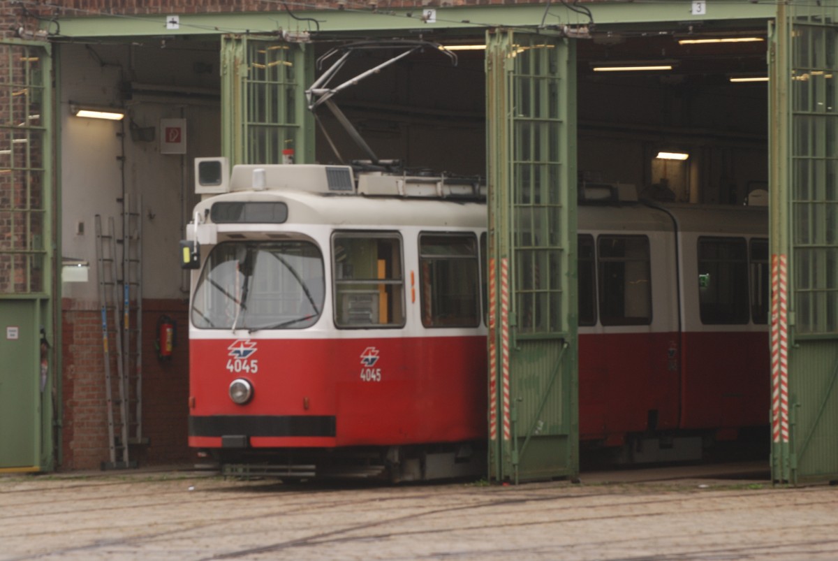 Type E der Wiener Linien im Straßenbahndepot