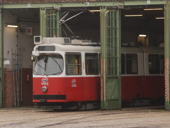 Type E der Wiener Linien im Straßenbahndepot