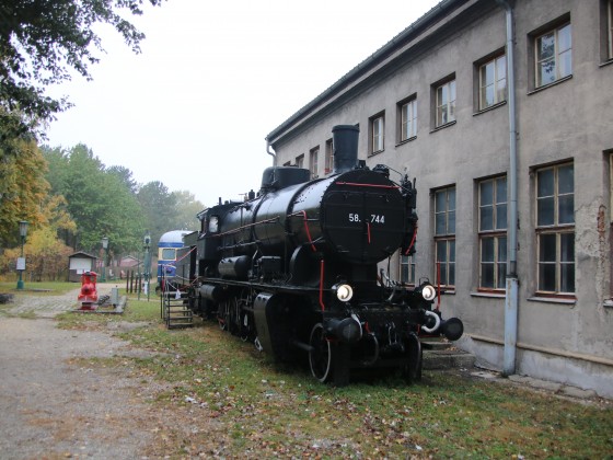 ÖBB BR 58 im Eisenbahnmuseum Strasshof