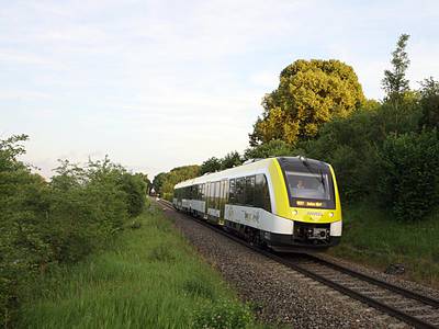 SWEG Lint54 Triebwagen zwischen Ulm- Aalen