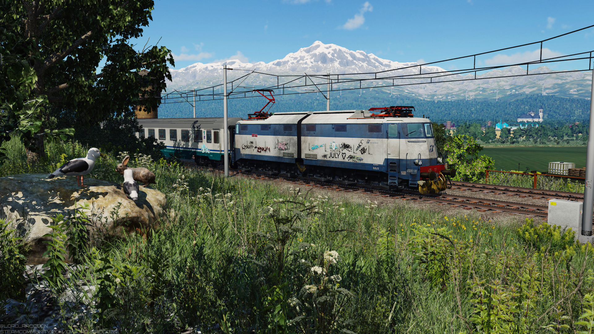 My GF says i spend too much time in TpF. So, i've left a special easter egg for her on this picture :)