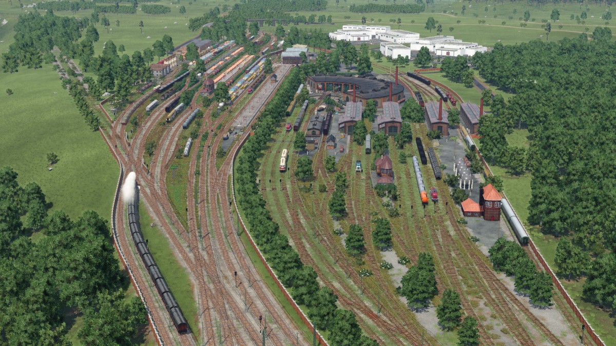 Güterbahnhof mit Lokschuppen und Abstellbereich