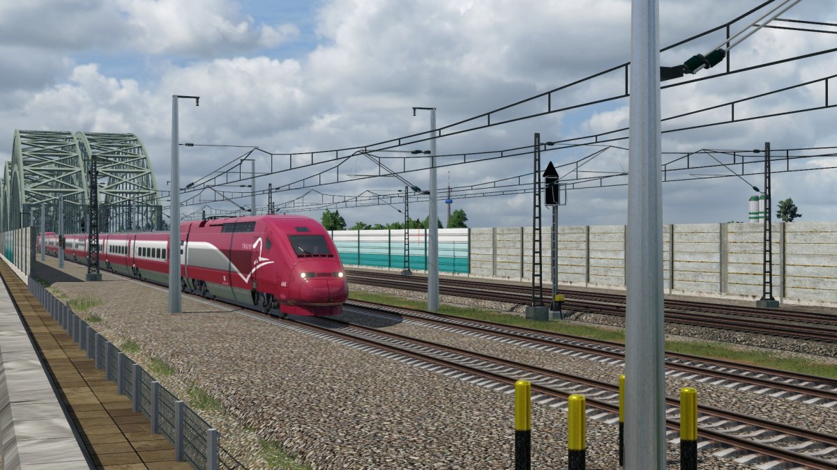 Thalys bound for Brussels on German high speed line