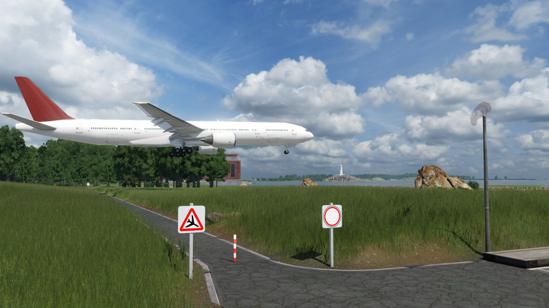 Spazierweg nahe dem Flugplatz. Benützung auf eigene Gefahr!