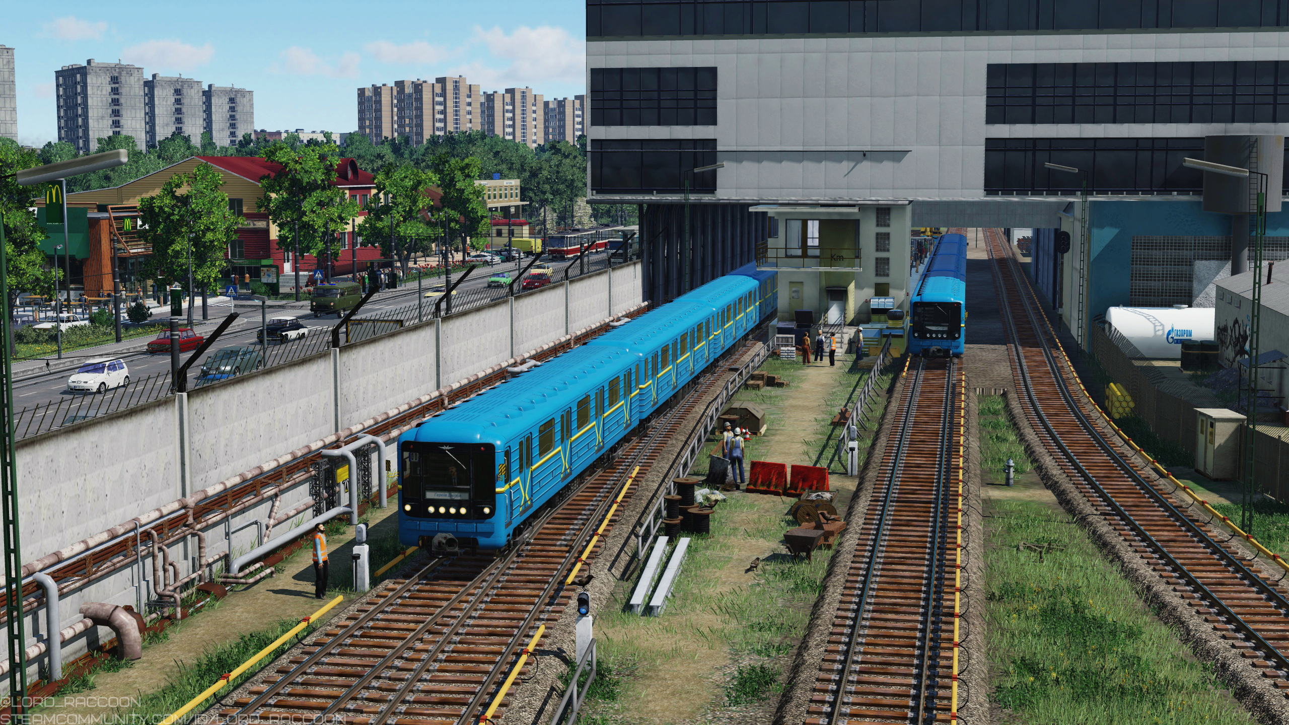 [TpF1] 81-717/714 on the ground subway station #1