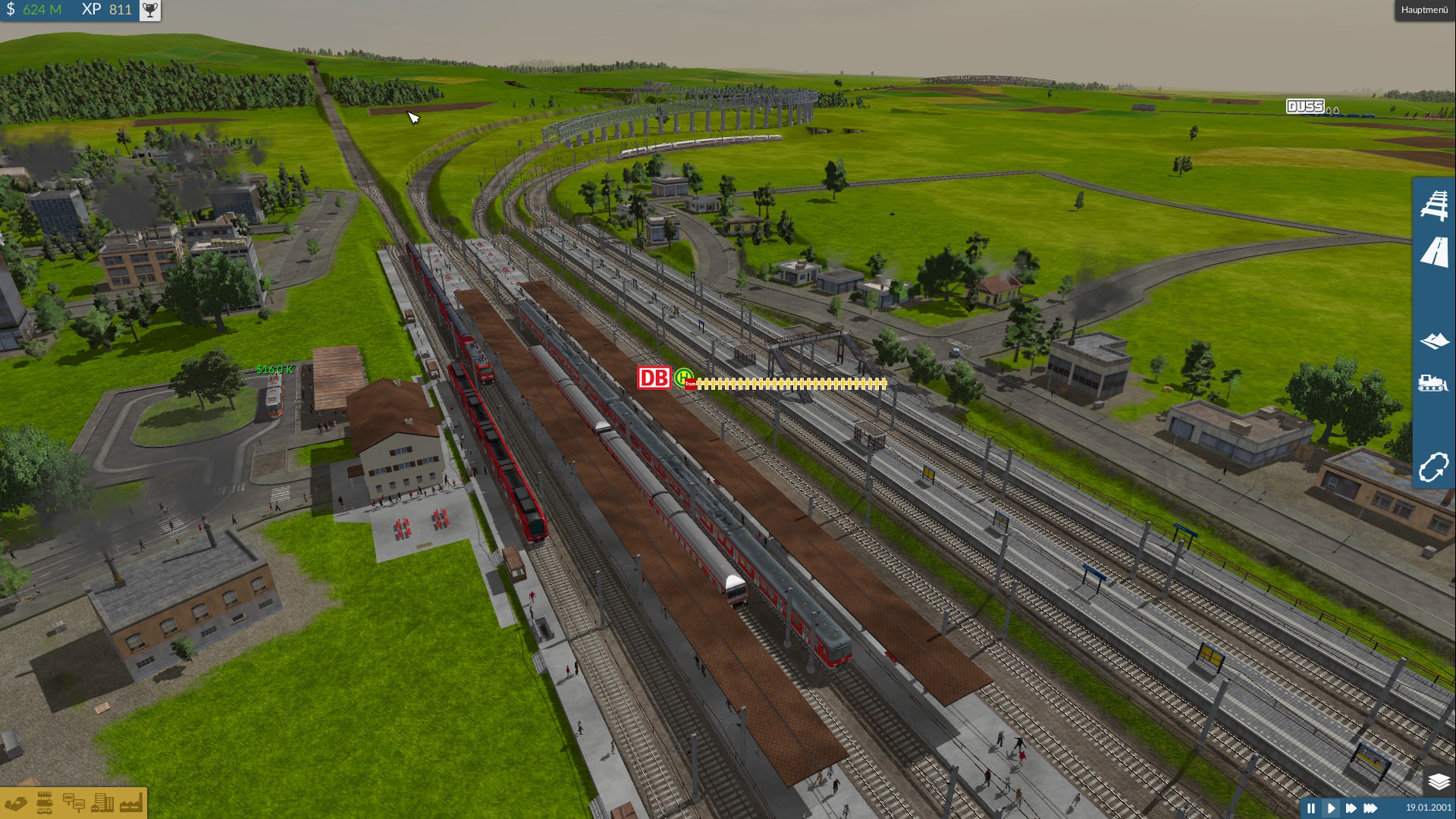 Regio und ICE Bhf nebeneinander