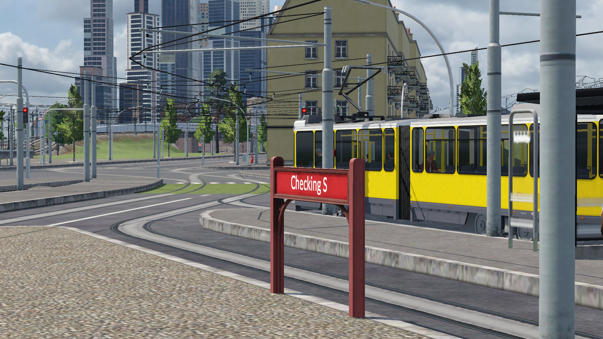Straßenbahn am S-Bahnhof Checking