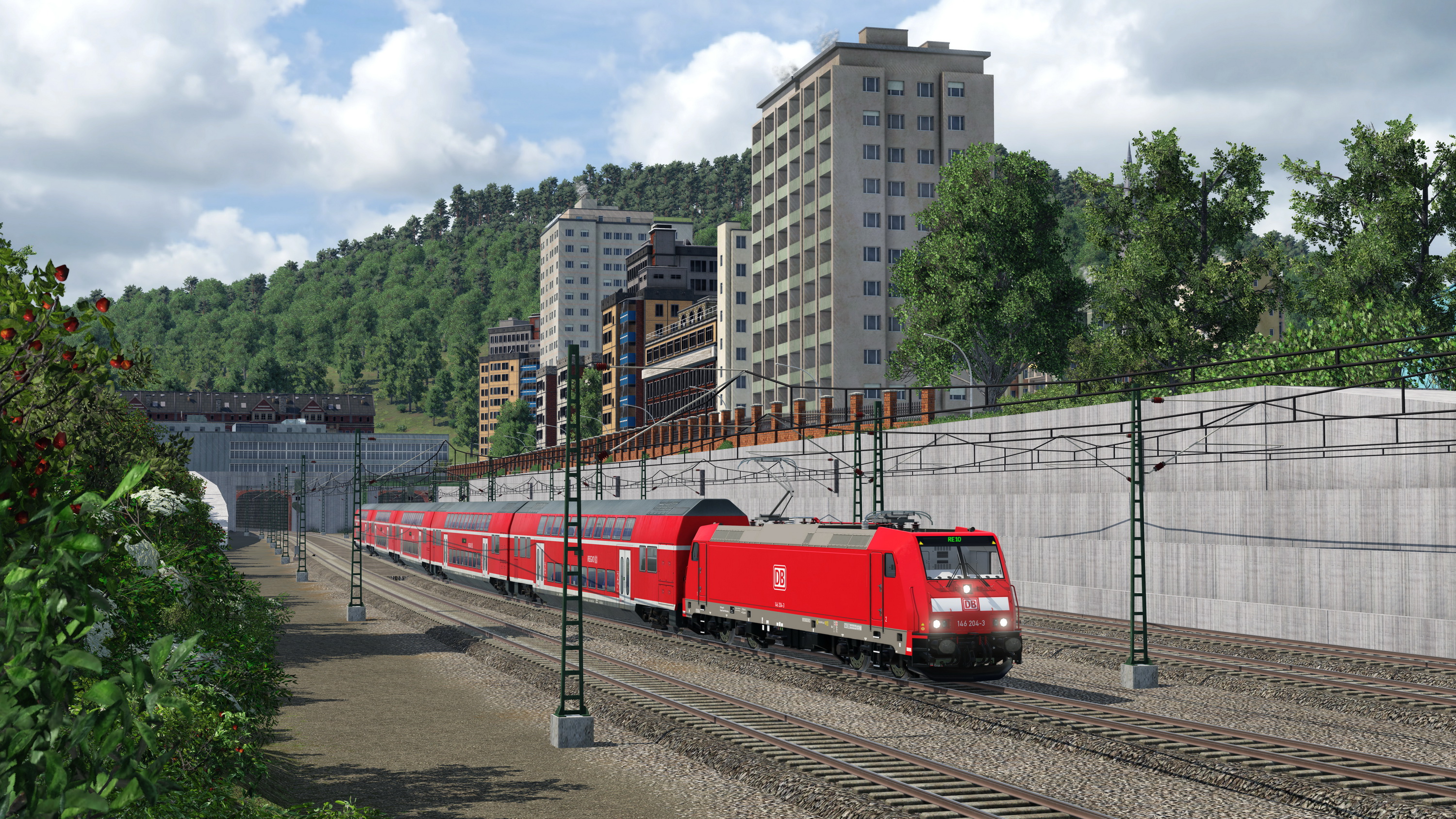 BR 146 mit Dosto im Einschnitt