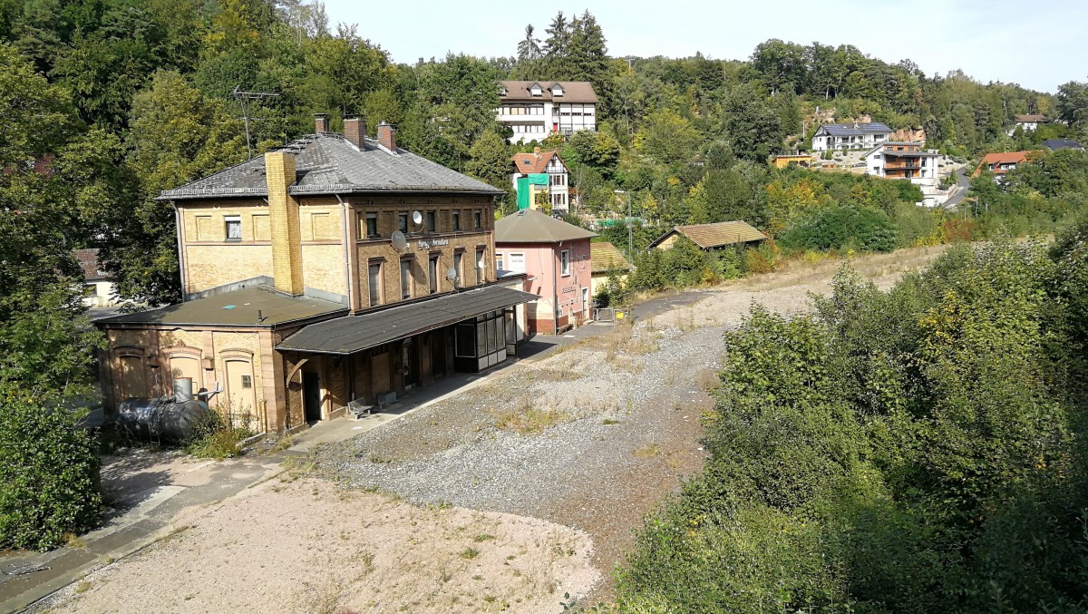 Stillgelegter Bahnhof Heigenbrücken