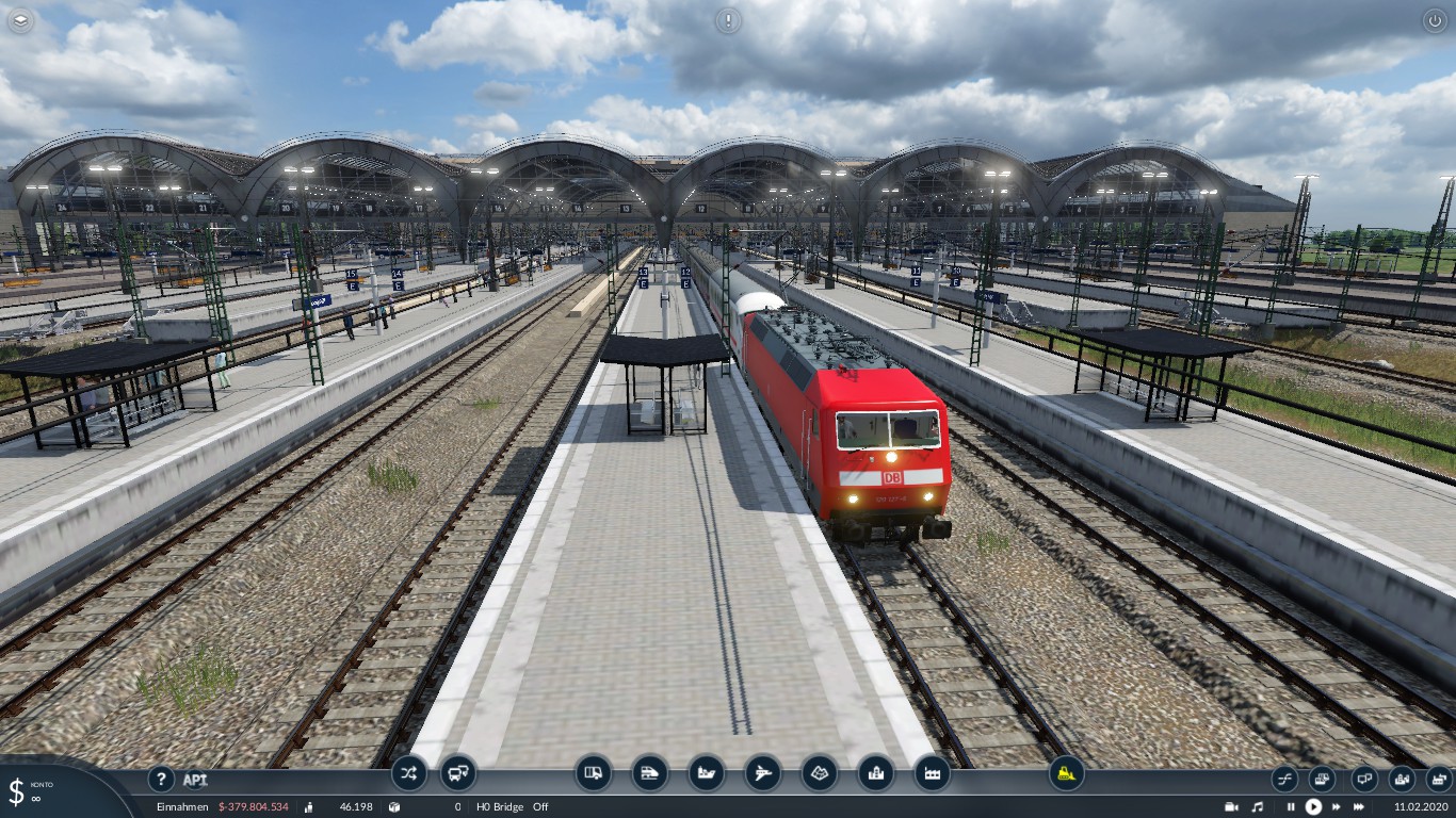 BR 120 schleppt einen IC 1 ab