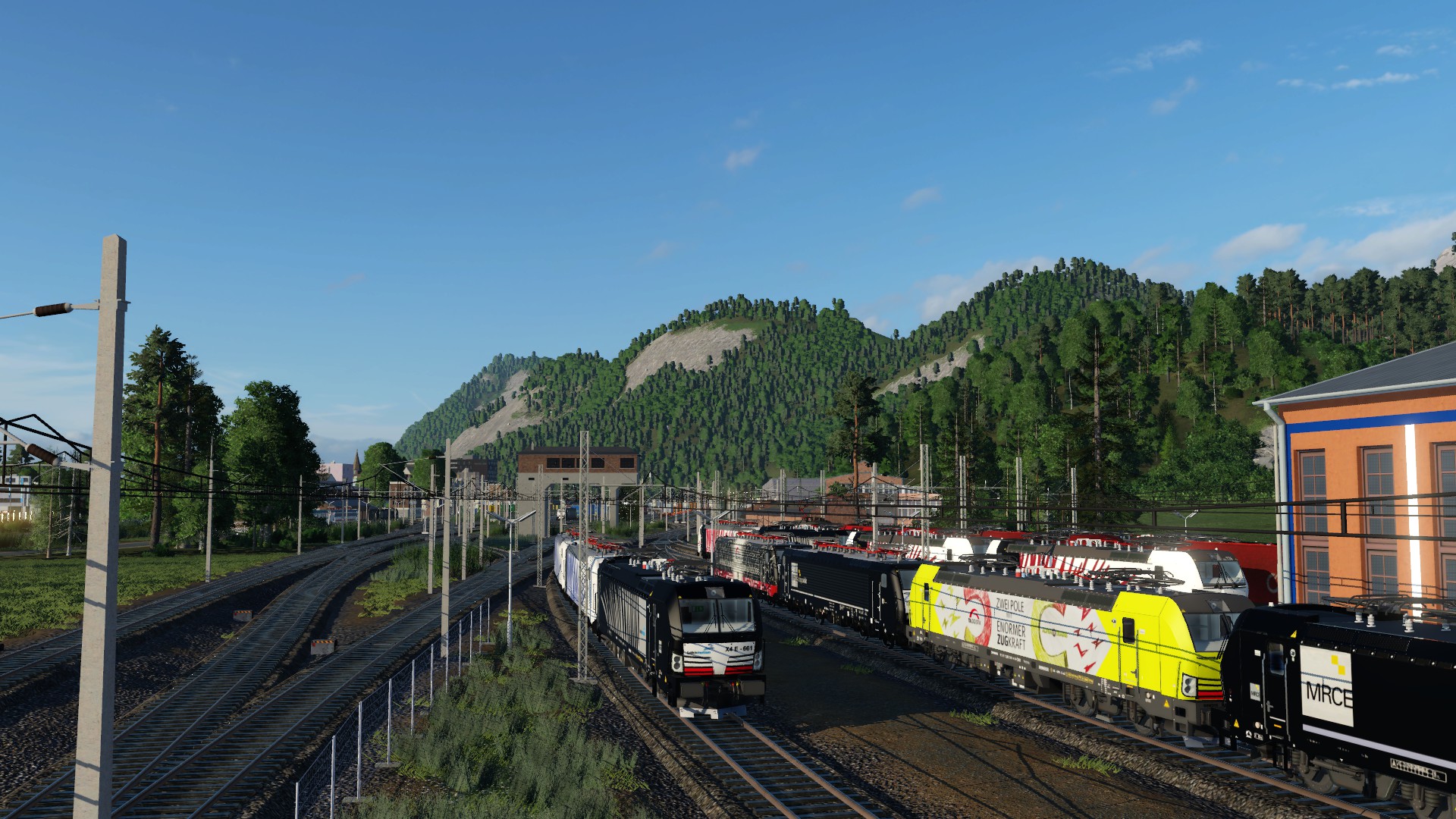 Ein paar Siemens-Loks sonnen sich auf den Stumpfgleisen des Brennerbahnhofs.