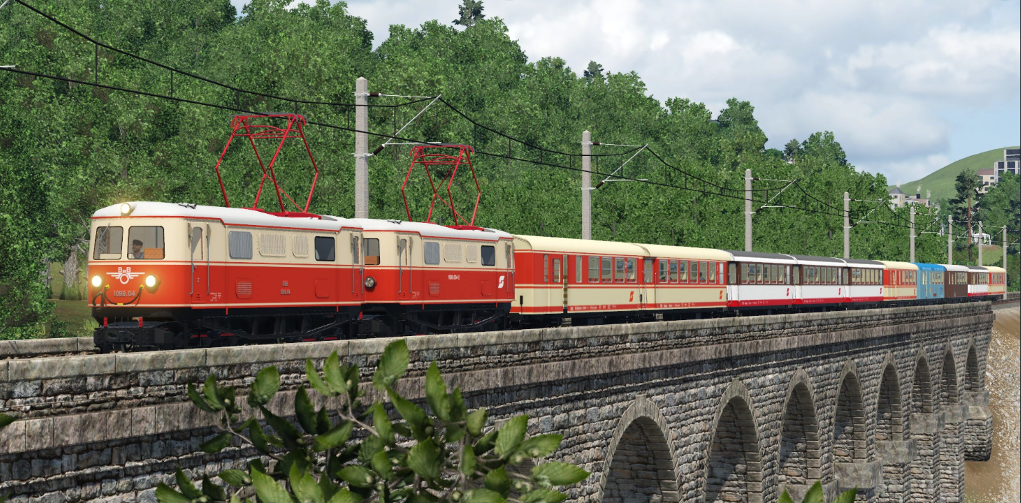 Mariazellerbahn - Sonderzug anlässlich des Papstbesuches bei der Pielachbrücke