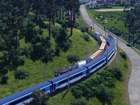 CD RailJet und Güterzug mit ÖBB 1044 treffen sich