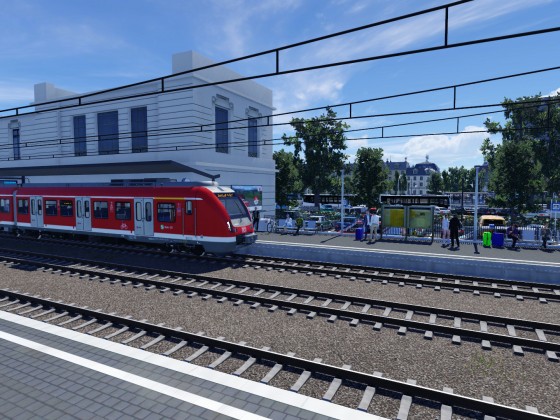 S-Bahn am Würzbrunner Hbf