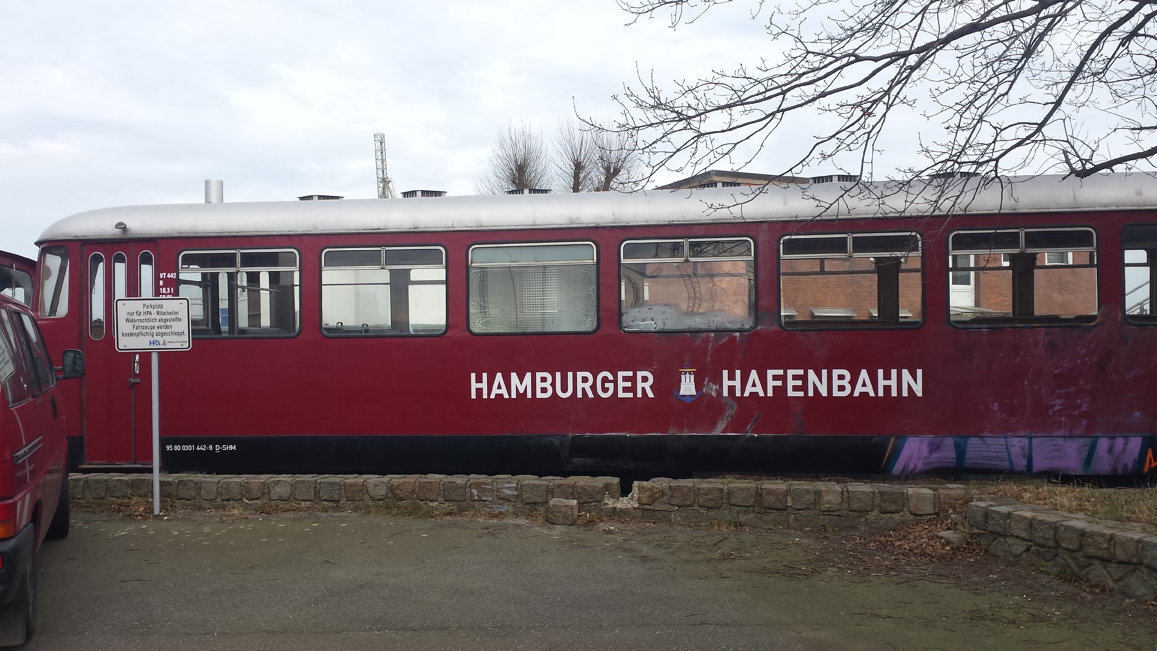 "SCHIENENBUS!!!" :P
