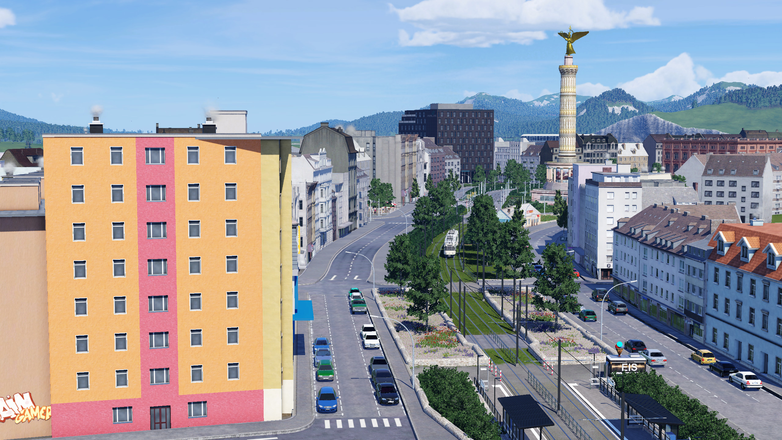 Große Straße zum Rathausplatz mit einer KVB Paula