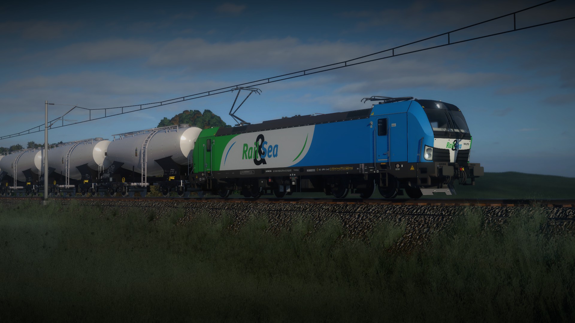 Siemens Vectron 193 273 Rail&Sea with CaCO3 Zacns Wagons.