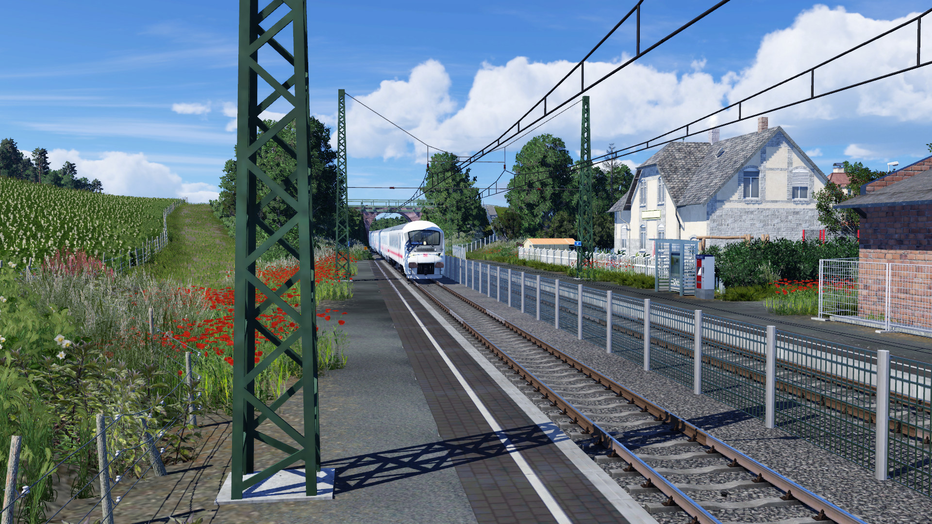 IC bei der Durchfahrt durch Sandwörth