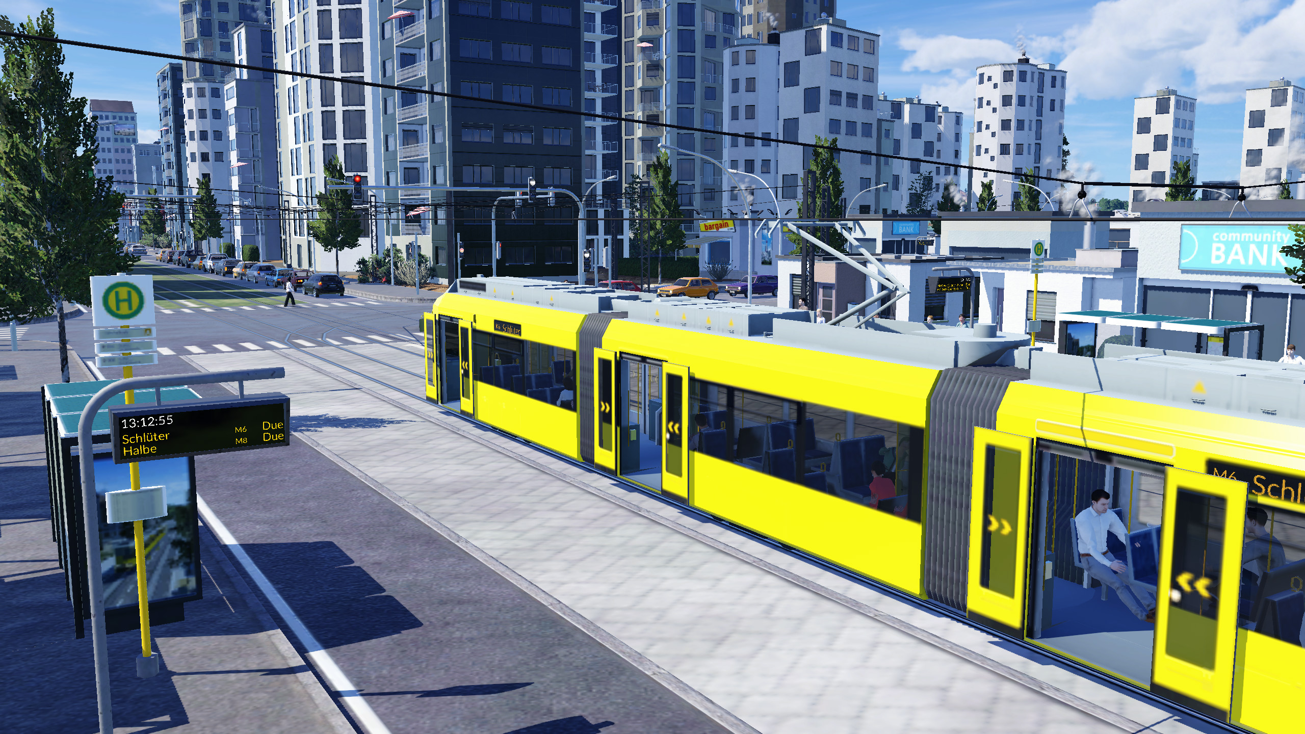 Moderner R-Wagen erkundet die neue Mittelhaltestelle an der Stadtgrenze