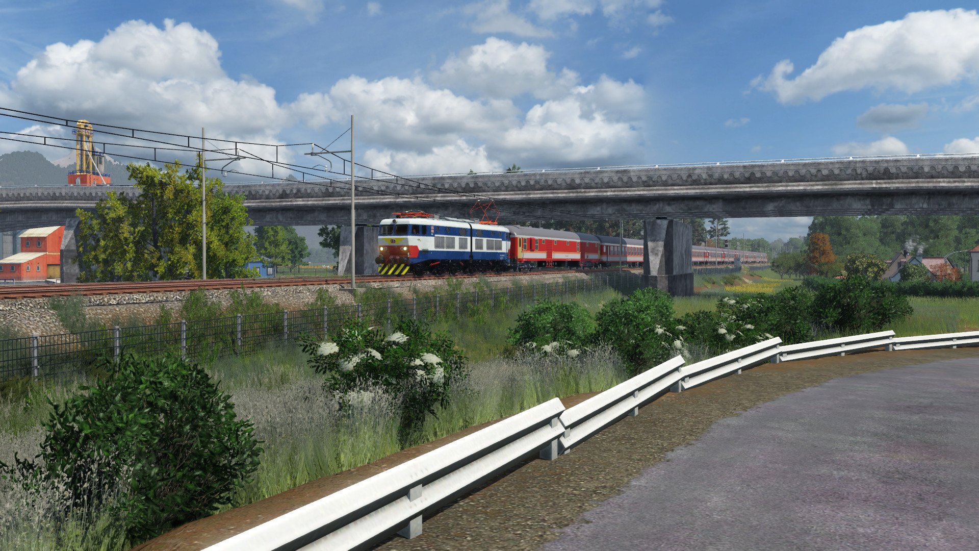 The "Caimano" E656 on top of an interregio train
