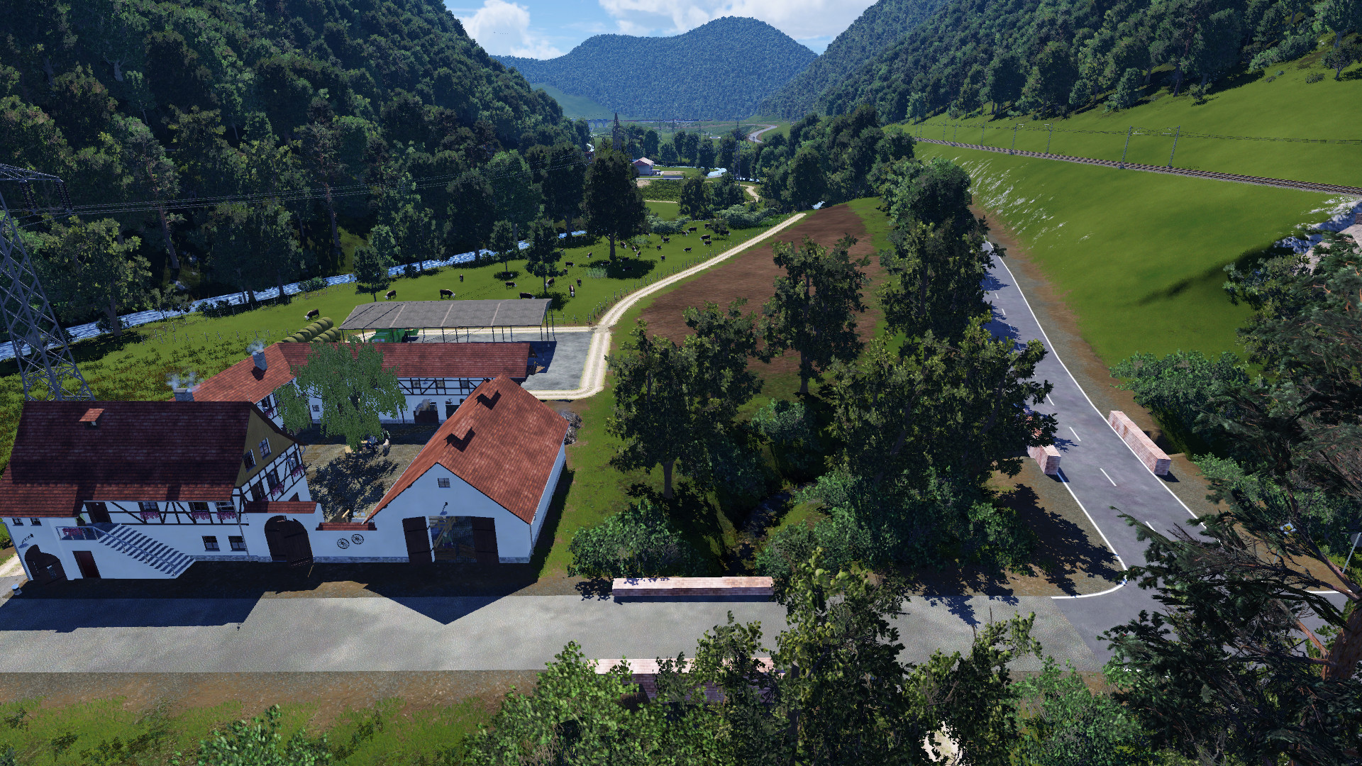 Höfe im Lohrtal, oben in der Mitte das Viadukt von Partenstein