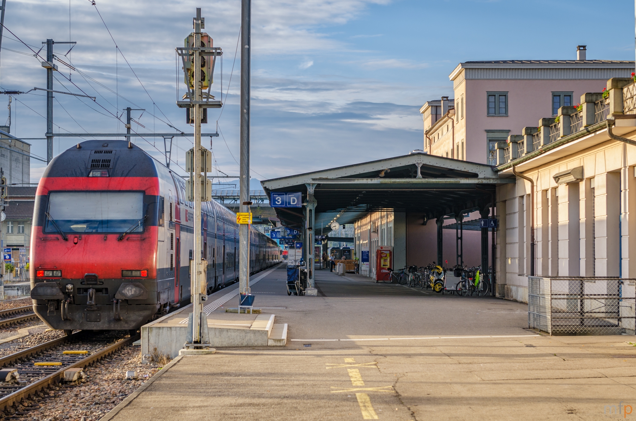 Im Bahnhof von Romanshorn, Schweiz (2012)