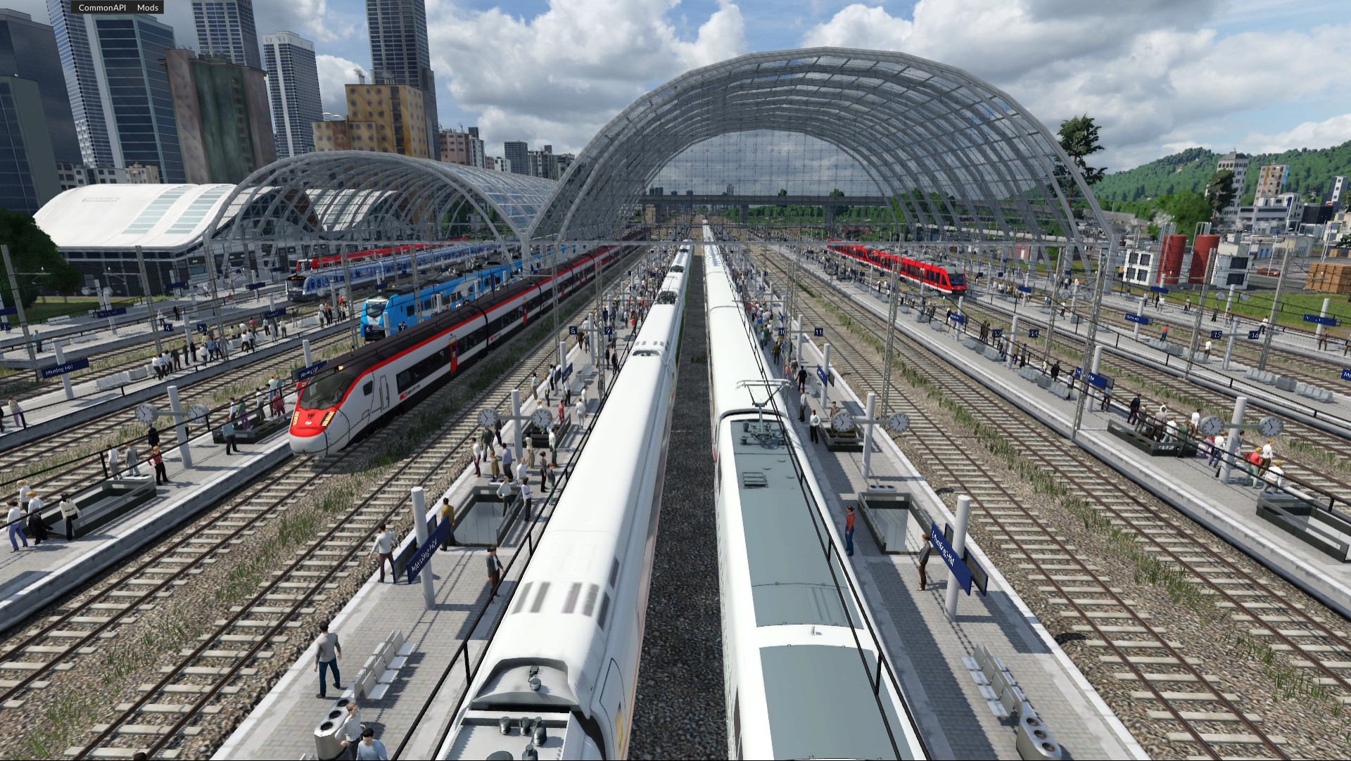 Gut besetzter Hauptbahnhof Merding
